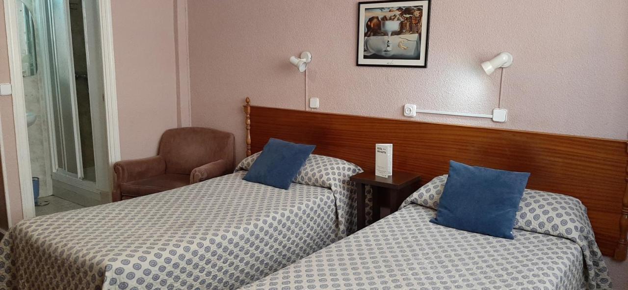 Hostal San Martin Madryt Zewnętrze zdjęcie