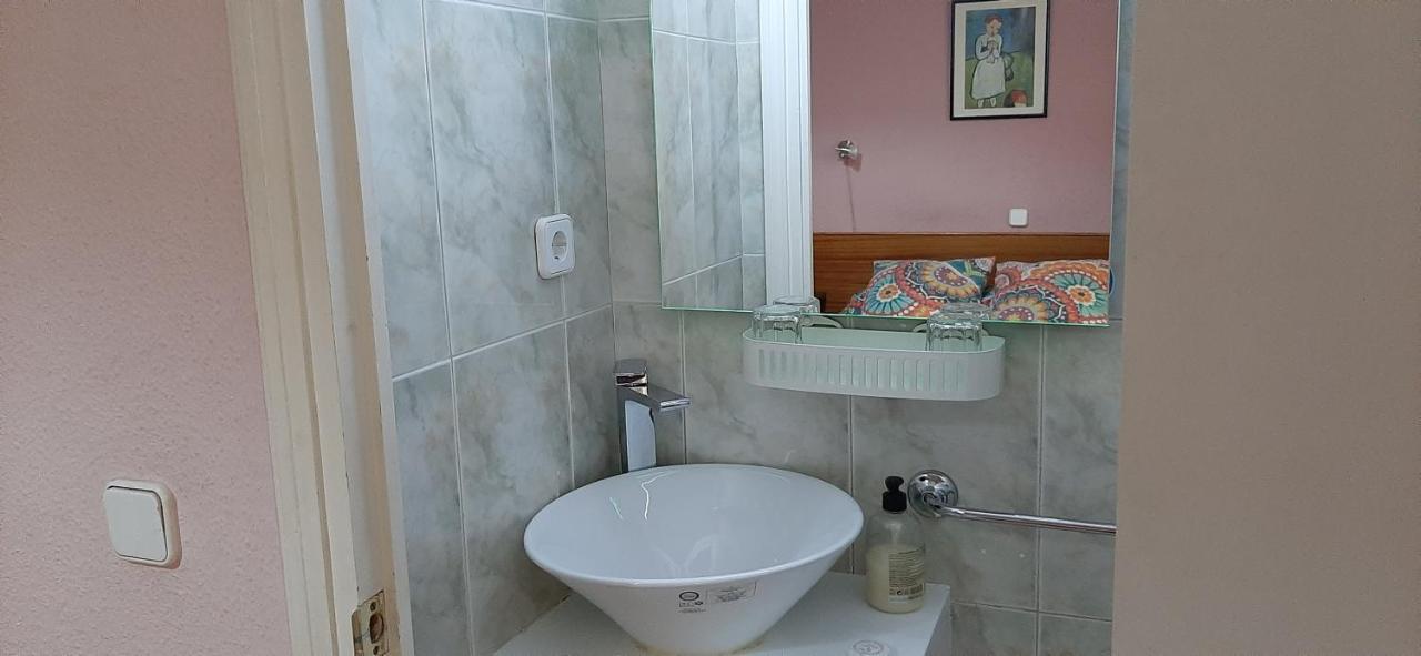 Hostal San Martin Madryt Zewnętrze zdjęcie