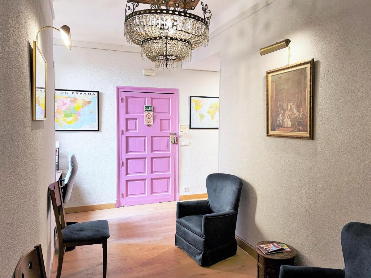 Hostal San Martin Madryt Zewnętrze zdjęcie